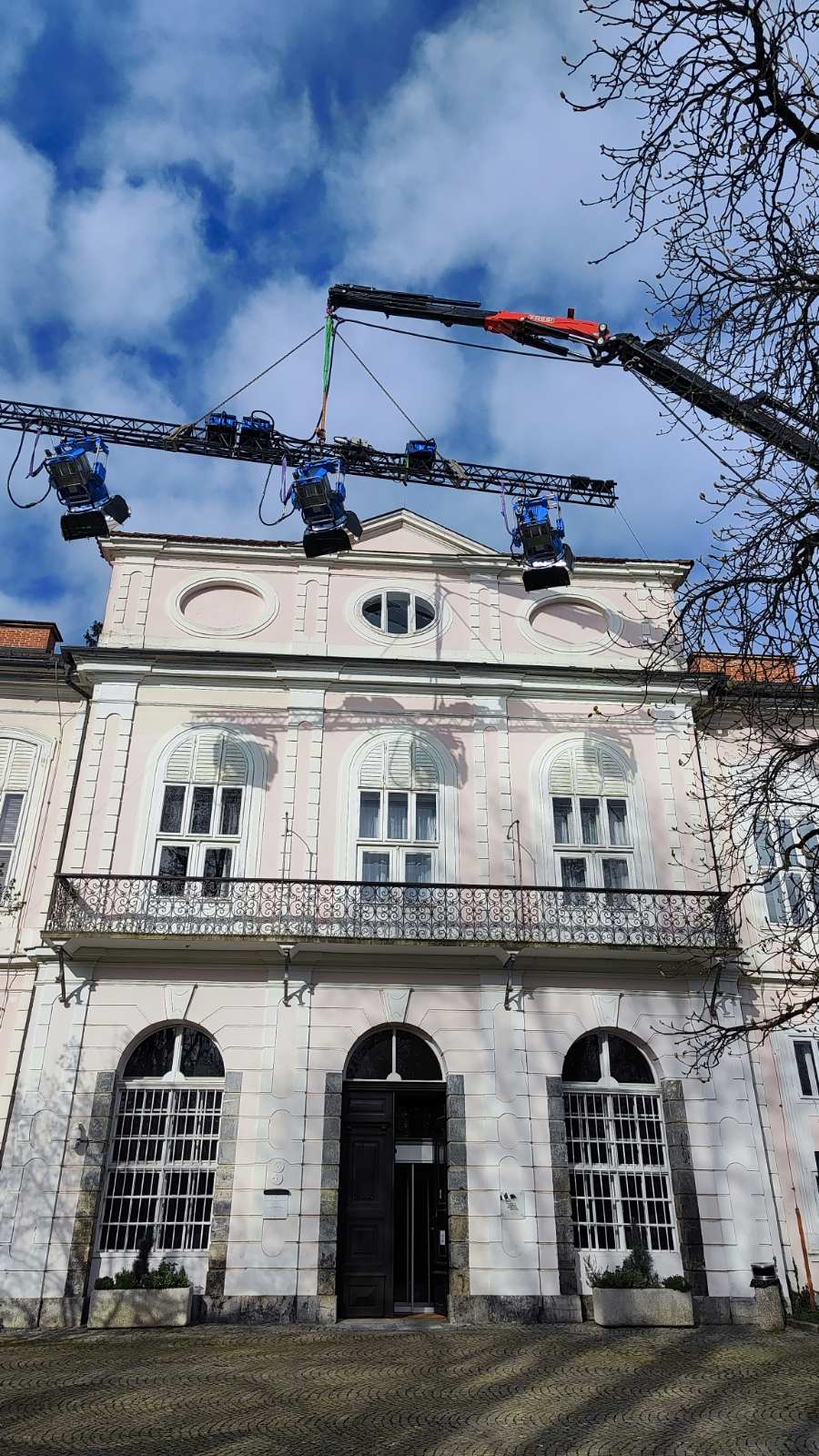 IMG-0d0dc23faba84c0cd5a33126fd1da5d4-V